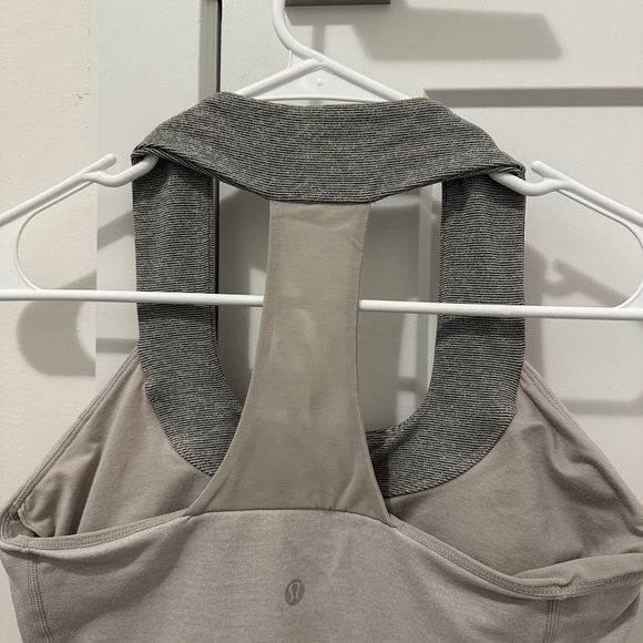Lululemon Vintage Grey White Halter Workout Tank Top Size 8 Women’s Y2K - Picture 8 of 12